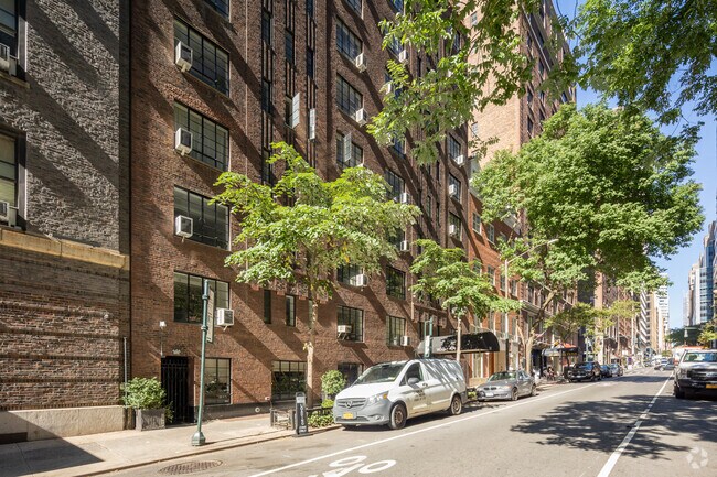 Foto del edificio - 140 E 40th St