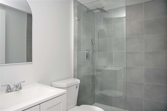 Foto del edificio - 4051 N Ocean Dr