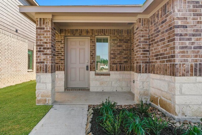 Foto del edificio - 14153 Carly Pines Ct