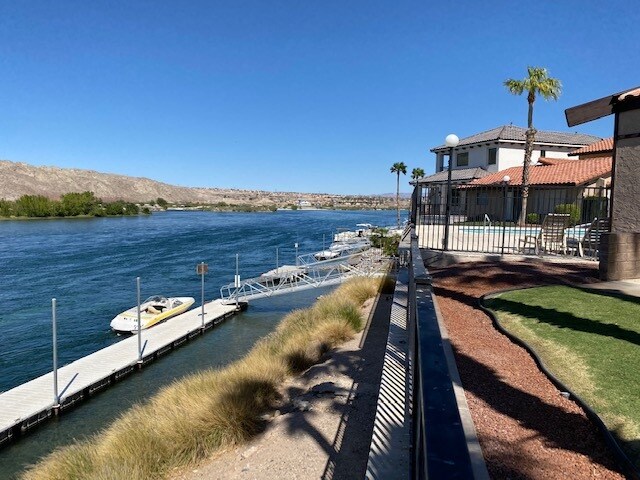 Foto del edificio - 201 Riverfront Dr