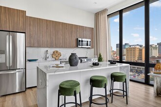 Modern Kitchen - The Distrikt