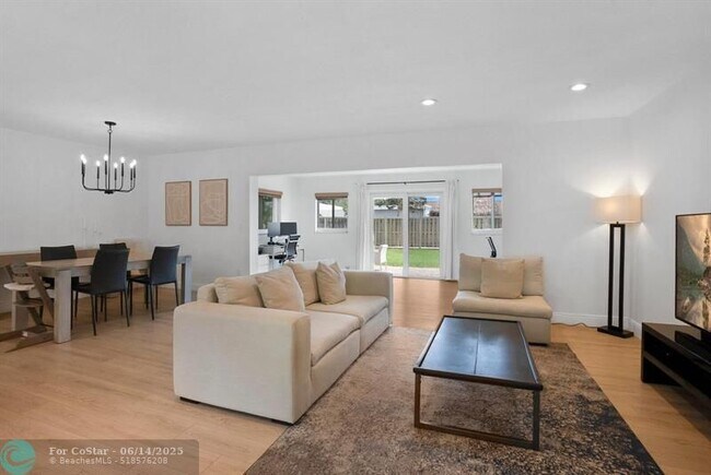 Foto del edificio - 1365 SW 9th St