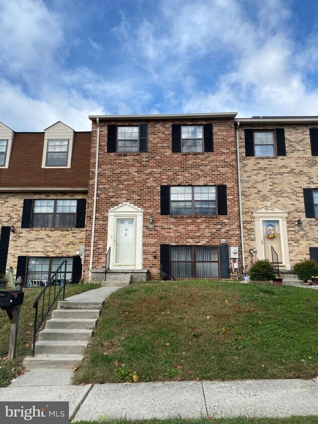 36 Clinton Hill Ct, Catonsville, MD 21228 Townhome Rentals in