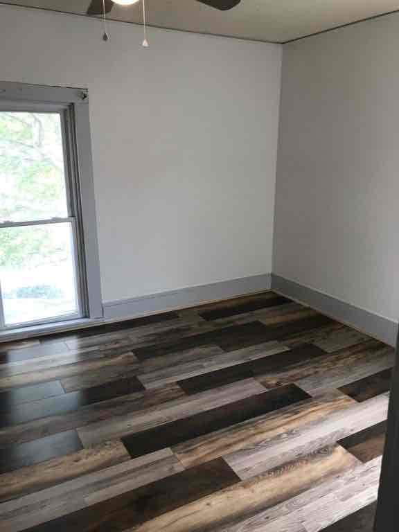 Foto del edificio - 104 E Boston Ave