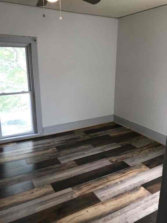 Foto del edificio - 104 E Boston Ave