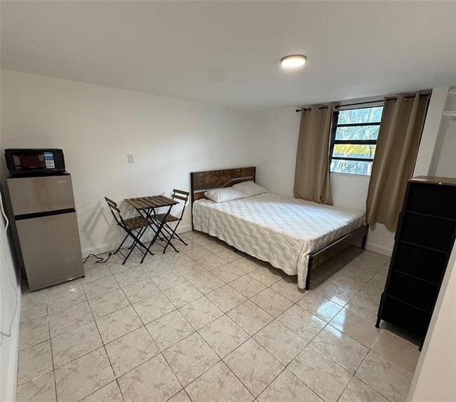 Foto del edificio - 2205 SW 16th Ter