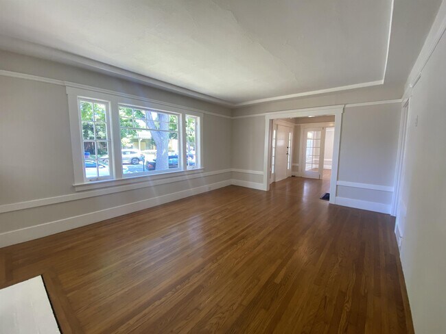Foto del edificio - 1401 Bellevue Ave