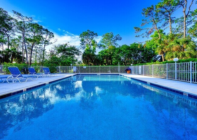 Foto del edificio - 441 Quail Forest Blvd