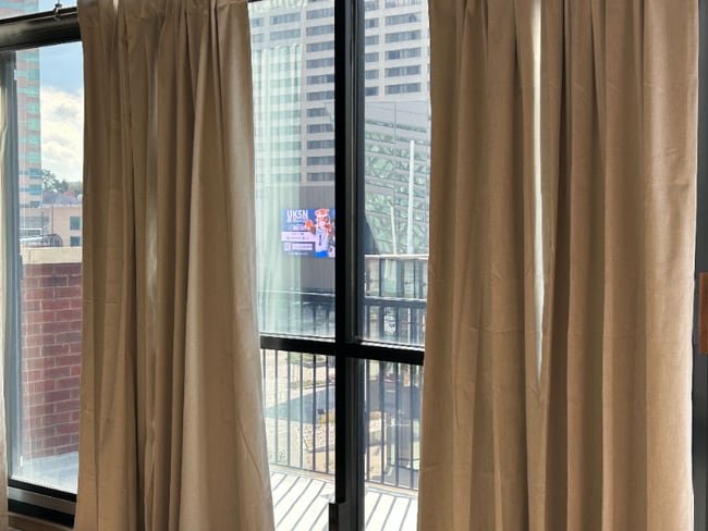 Building Photo - 515 W Main St