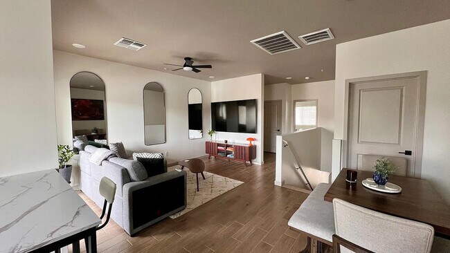 Foto del edificio - 7577 W Darrow St