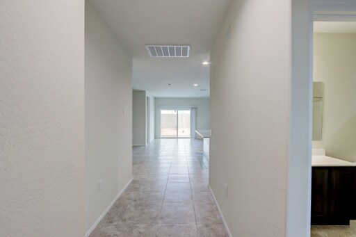 Foto del edificio - Newer DR Horton home in Heartland in Coolidge