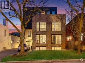 Building Photo - 34 Coulson Ave