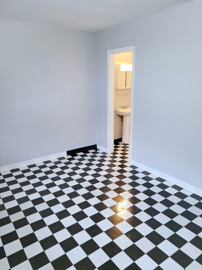 Foto del edificio - 358 E Duncan St