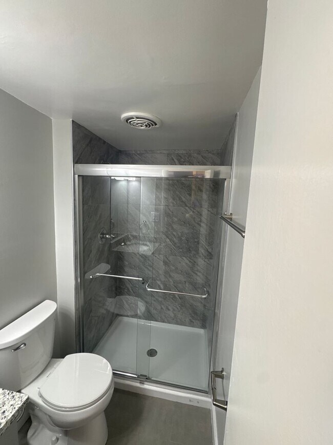 Interior Photo - Hewitt Gardens Apartments