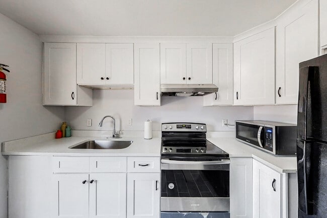 Photo - 4083 Sweetbriar Ln Apartment