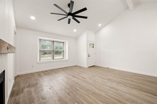 Building Photo - 802 Rock Creek Dr
