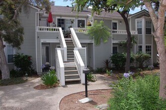 Building Photo - 7630 Hollister