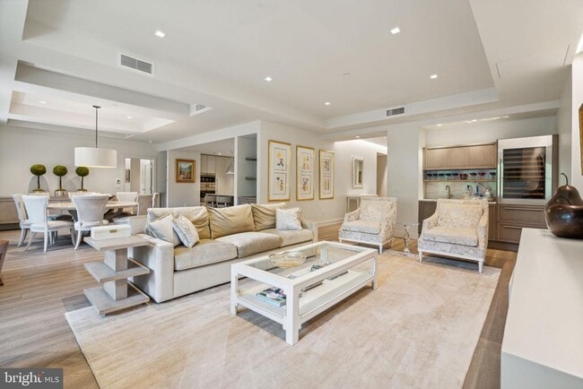 Building Photo - 130 18TH St