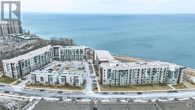 Building Photo - 125-125 Shoreview Pl