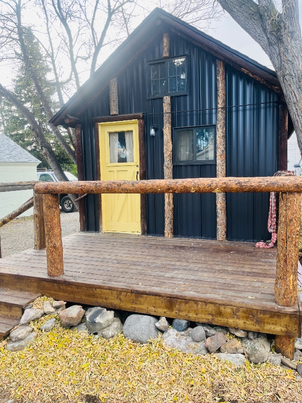 Foto del edificio - 216 S H St