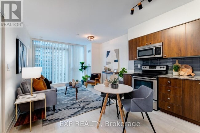 Building Photo - 69 Lynn Williams St