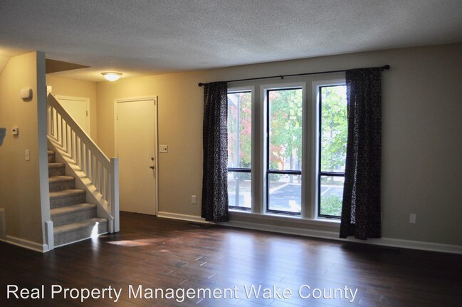 Building Photo - 3 br, 2.5 bath House - 103 Joanne Circle