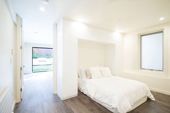 Foto del edificio - 1633 Washington St