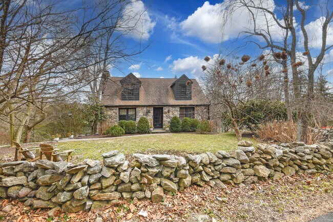 Building Photo - 24 Cartbridge Rd