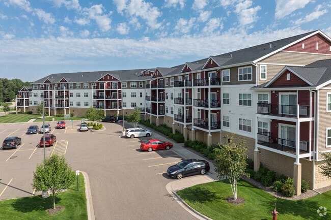Building Photo - Vermillion Shores II
