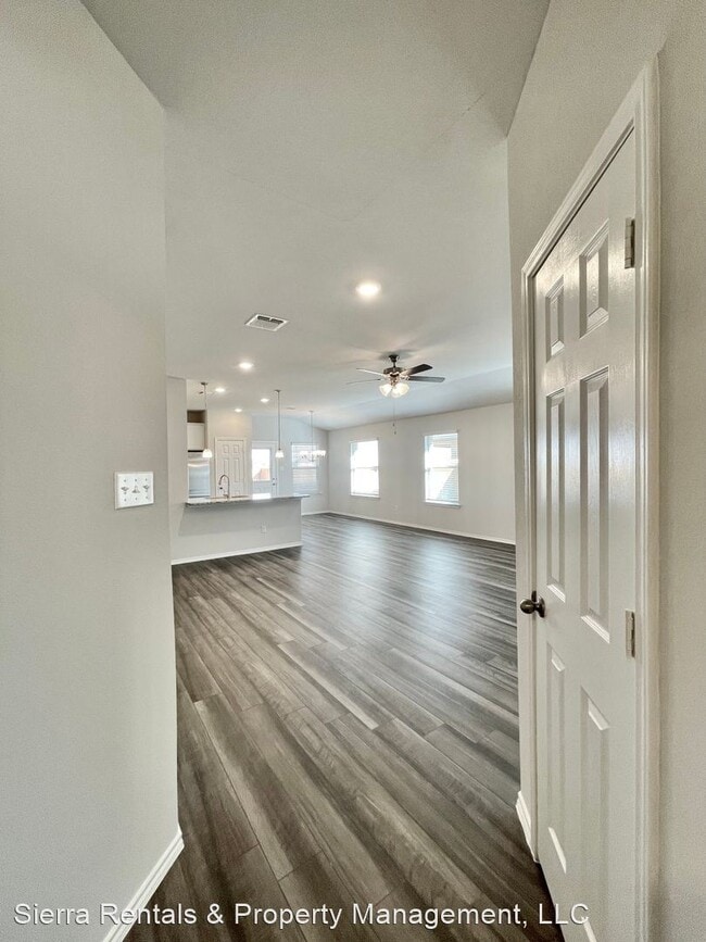 Foto del edificio - 3 br, 2 bath House - 9010 Alabama Ave