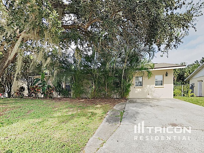 Foto del edificio - 6423 4th Avenue NE Bradenton FL