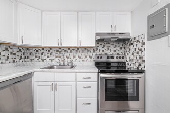 Renovated Apartment - Aspen Grove Apartment Homes