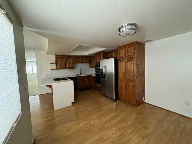 Foto del edificio - 1307 W 7th St