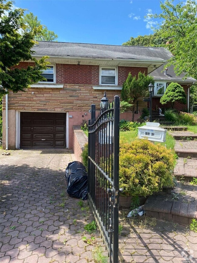 Holliswood Student Apartments for Rent Jamaica, NY 2 Rentals