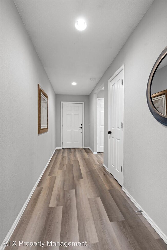Foto del edificio - 3 br, 2 bath House - 917 Sweet Gum