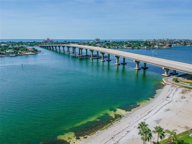 Foto del edificio - 5901 Bahia Del Mar Cir