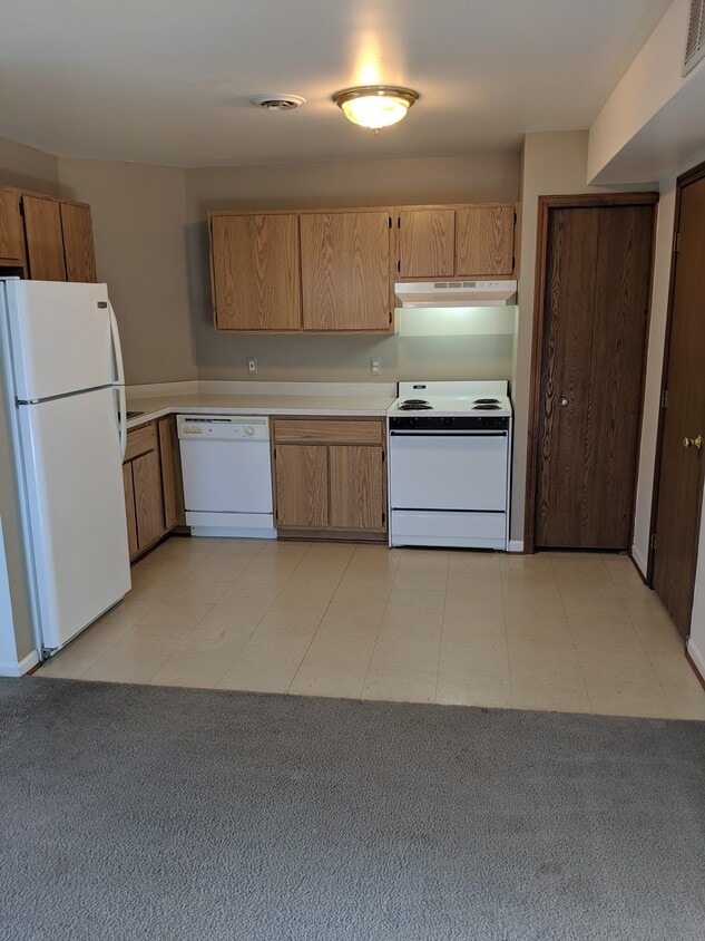 Kitchen - 81047 church st