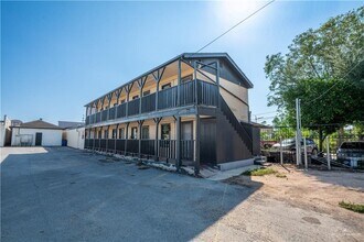 Building Photo - 14 North St