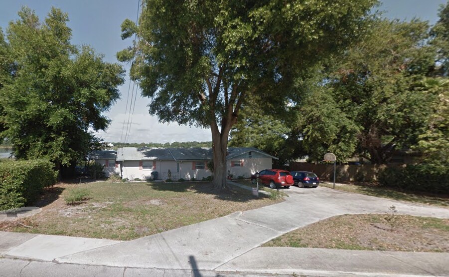 Foto del edificio - 737 Lake Martha Dr NE