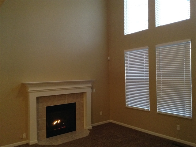 Building Photo - 818 Ridgepoint Drive