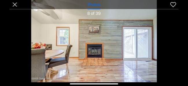 Building Photo - 551 Sand Creek Rd