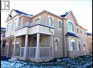 Building Photo - 3052 Max Khan Blvd