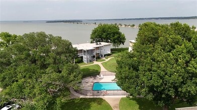 Building Photo - 112 Harbor Dr