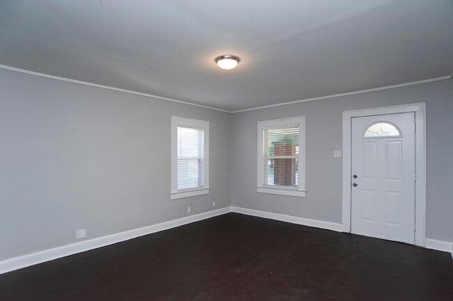 Living Room - 3137 Guilford Ave