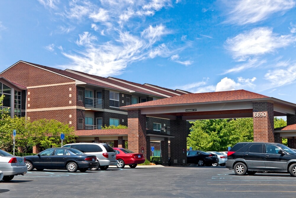 Lillian &amp; Samuel Hechtman - Lillian & Samuel Hechtman Senior Apartments
