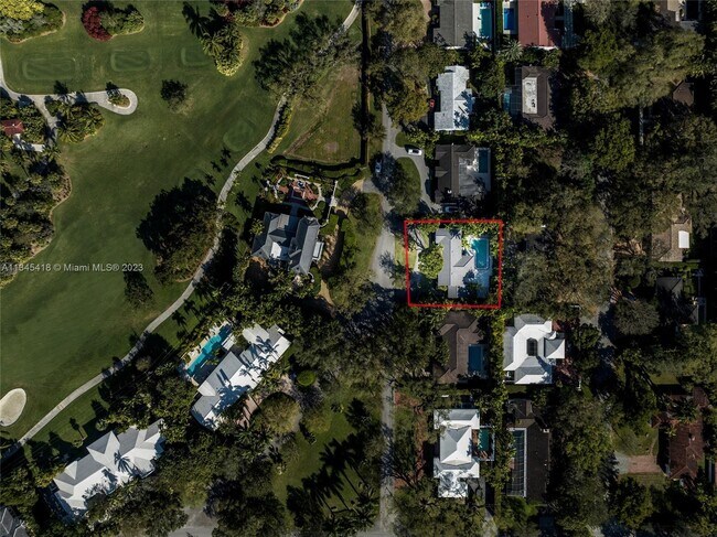 Foto del edificio - 1350 Mendavia Ave