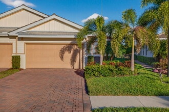 Building Photo - 14567 Edgewater Cir