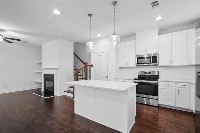 Foto del edificio - 6329 Princeton Ridge Dr