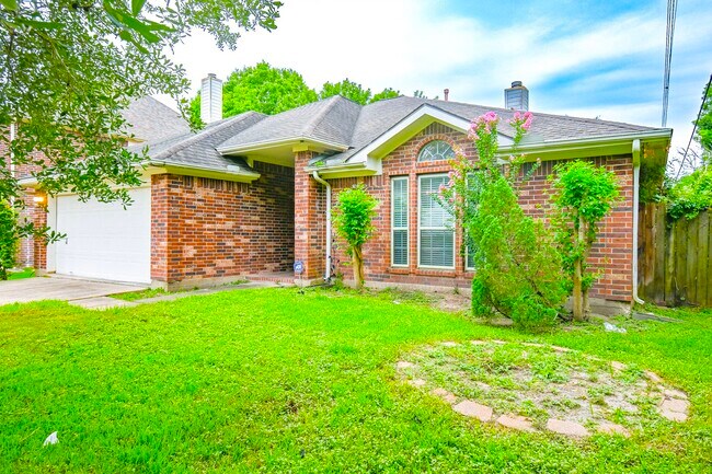 Foto del edificio - 16302 Ash Point Ln