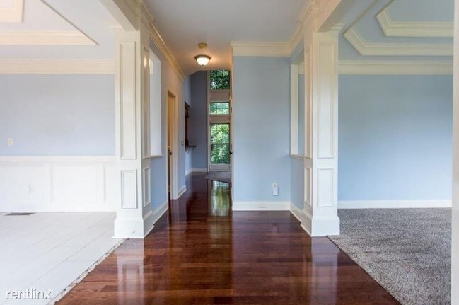 Building Photo - 4 br, 2.5 bath House - 1032 Longshore Cv
